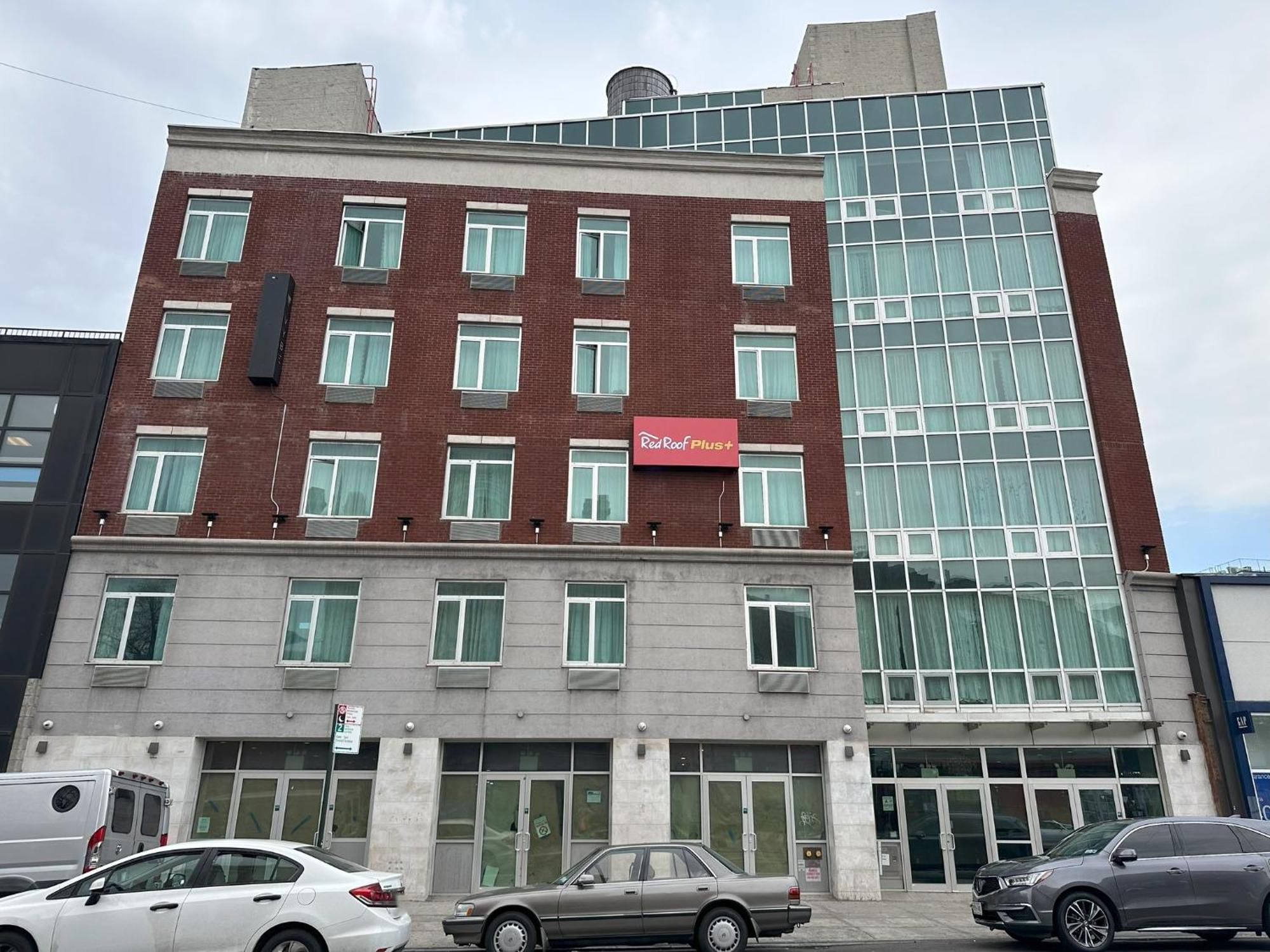Red Roof Plus Brooklyn - Flatbush Ave New York Extérieur photo