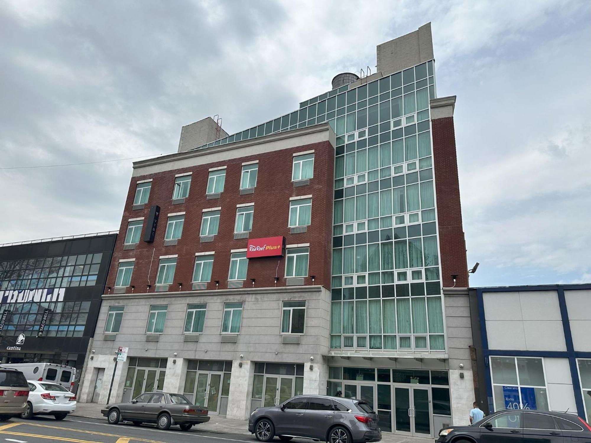 Red Roof Plus Brooklyn - Flatbush Ave New York Extérieur photo